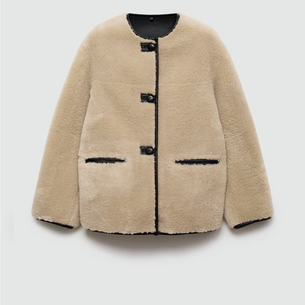 Mango Faux Fur Jacket Size XS Sold Out!!